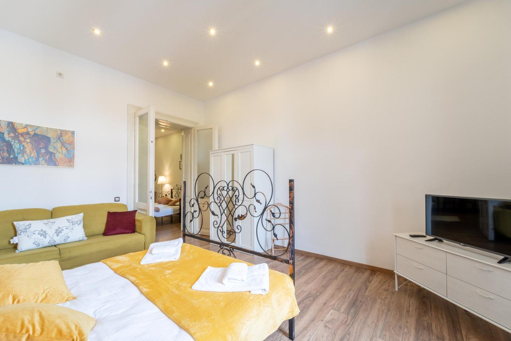Cozy Spacious 5 Star Accommodation In The Heart Of Historic Center クルージュ＝ナポカ エクステリア 写真